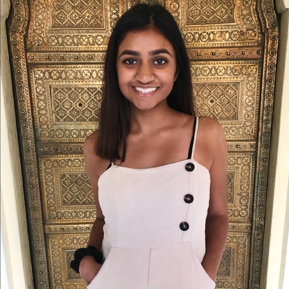 Meet your Posher, Shivani - Picture 1 of 1